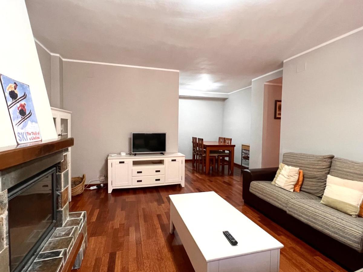 Apartamento Acogedor en el Centro de Rialp Exterior foto